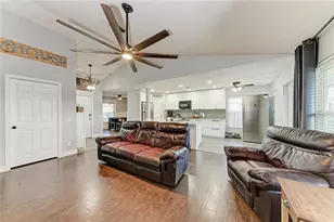 11809 Shrewsbury Ln, Parrish, FL 34219 - Photo 9