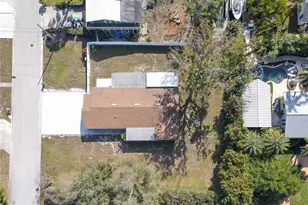 2401 10th St W, Palmetto, FL 34221 - Photo 5