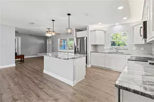 2401 10th St W, Palmetto, FL 34221 - Photo 57