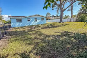 2401 10th St W, Palmetto, FL 34221 - Photo 21