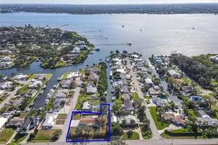 2401 10th St W, Palmetto, FL 34221 - Photo 3