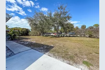 2401 10th Street W, Palmetto, FL 34221 - Photo 29