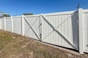 2401 10th St W, Palmetto, FL 34221 - Photo 55