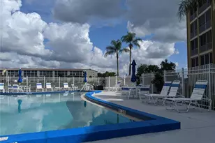 3739 Lake Bayshore Dr, Bradenton, FL 34205 - Photo 29