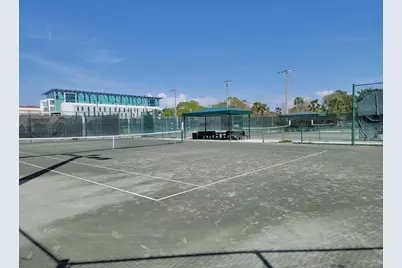 516 Laurel Park Drive, Sarasota, FL 34236 - Photo 91