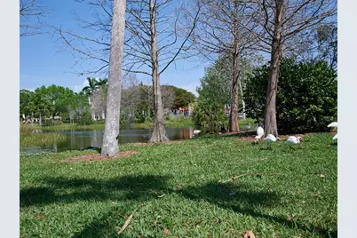 516 Laurel Park Drive, Sarasota, FL 34236 - Photo 97