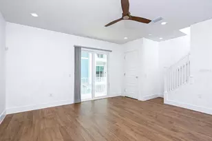 516 Laurel Pk Dr, Sarasota, FL 34236 - Photo 9