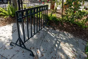 516 Laurel Pk Dr, Sarasota, FL 34236 - Photo 79