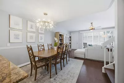 7681 Bergamo Avenue, Sarasota, FL 34238 - Photo 9