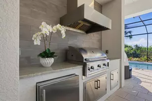 9272 McDaniel Ln, Sarasota, FL 34240 - Photo 35