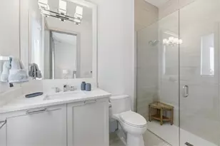 9272 McDaniel Ln, Sarasota, FL 34240 - Photo 31