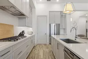 9272 McDaniel Ln, Sarasota, FL 34240 - Photo 17