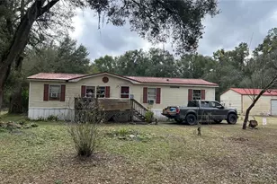 13752 214th St, O'Brien, FL 32071 - Photo 1