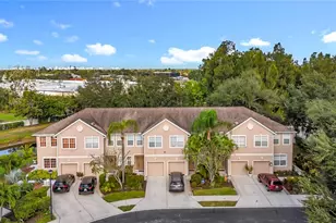 3884 Deberry Dr, Sarasota, FL 34233 - Photo 3