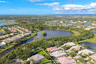 8833 Etera Dr, Sarasota, FL 34238 - Photo 53