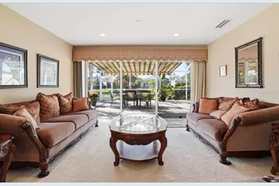 5546 Modena Place, Sarasota, FL 34238 - Photo 9