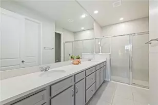 5658 Silverbridge Trl, Bradenton, FL 34211 - Photo 17