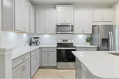 5658 Silverbridge Trail, Bradenton, FL 34211 - Photo 9