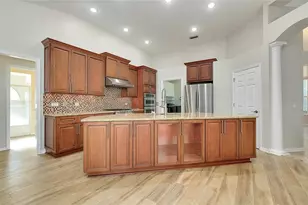 6614 Tallmast Cir, Lakewood Ranch, FL 34202 - Photo 17