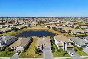 15719 Islandwalk Ave, Bradenton, FL 34211 - Photo 5