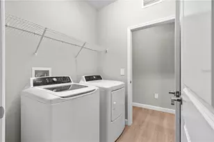 15719 Islandwalk Ave, Bradenton, FL 34211 - Photo 51