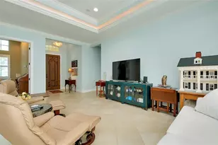 641 W Venice Ave, Venice, FL 34285 - Photo 13