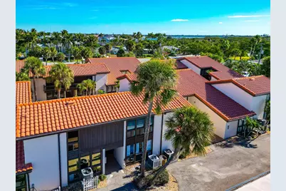 800 S Blvd Of The Presidents #16, Sarasota, FL 34236 - Photo 3