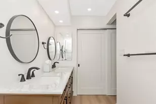 800 S Boulevard of the Presidents, Sarasota, FL 34236 - Photo 27