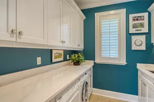 1204 Hillview Dr, Sarasota, FL 34239 - Photo 41