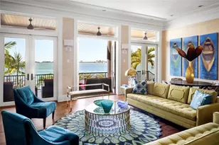 1204 Hillview Dr, Sarasota, FL 34239 - Photo 9