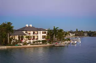 1204 Hillview Dr, Sarasota, FL 34239 - Photo 19