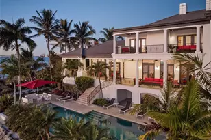 1204 Hillview Dr, Sarasota, FL 34239 - Photo 5