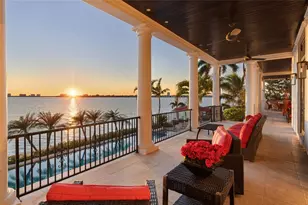 1204 Hillview Dr, Sarasota, FL 34239 - Photo 71