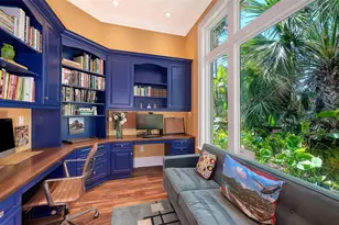 1204 Hillview Dr, Sarasota, FL 34239 - Photo 43