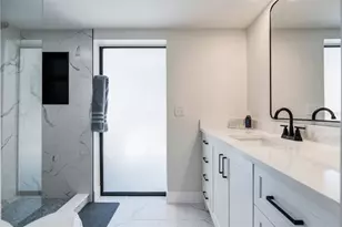 4343 Arrow Ave, Sarasota, FL 34232 - Photo 15