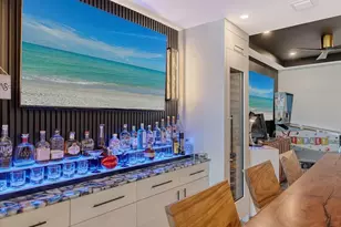 1035 Seaside Dr, Sarasota, FL 34242 - Photo 7