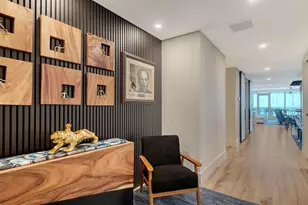 1035 Seaside Dr, Sarasota, FL 34242 - Photo 3