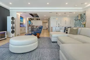 1035 Seaside Dr, Sarasota, FL 34242 - Photo 19