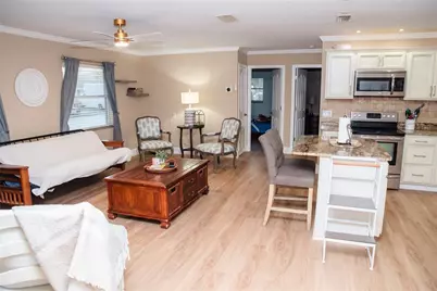 705 14th Avenue W, Palmetto, FL 34221 - Photo 3