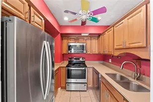 4805 Rilma Ave, Sarasota, FL 34234 - Photo 9