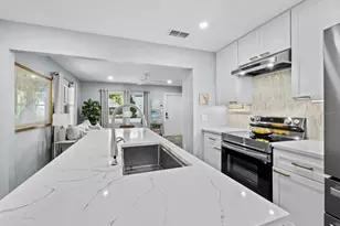 2421 Prospect St, Sarasota, FL 34239 - Photo 11