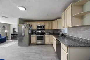 5828 20th St W, Bradenton, FL 34207 - Photo 13