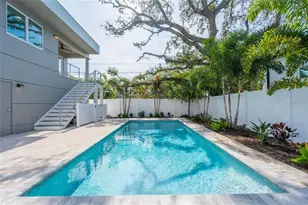 2430 Floyd St, Sarasota, FL 34239 - Photo 23