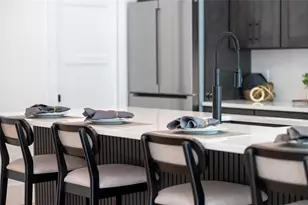 2446 Floyd St, Sarasota, FL 34239 - Photo 15