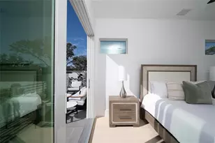 2446 Floyd St, Sarasota, FL 34239 - Photo 47