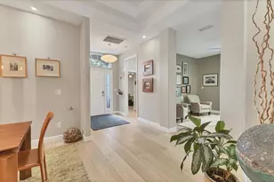 6722 W Country Club Ln, Sarasota, FL 34243 - Photo 3