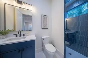 2420 Floyd St, Sarasota, FL 34239 - Photo 61