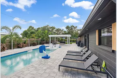 2402 Wisteria Street, Sarasota, FL 34239 - Photo 33