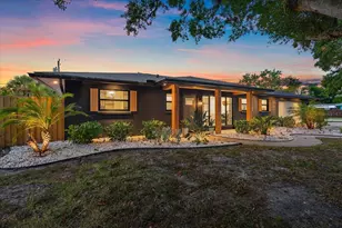 2402 Wisteria St, Sarasota, FL 34239 - Photo 1