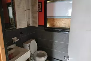 3930 Miramar Way S, Saint Petersburg, FL 33705 - Photo 15